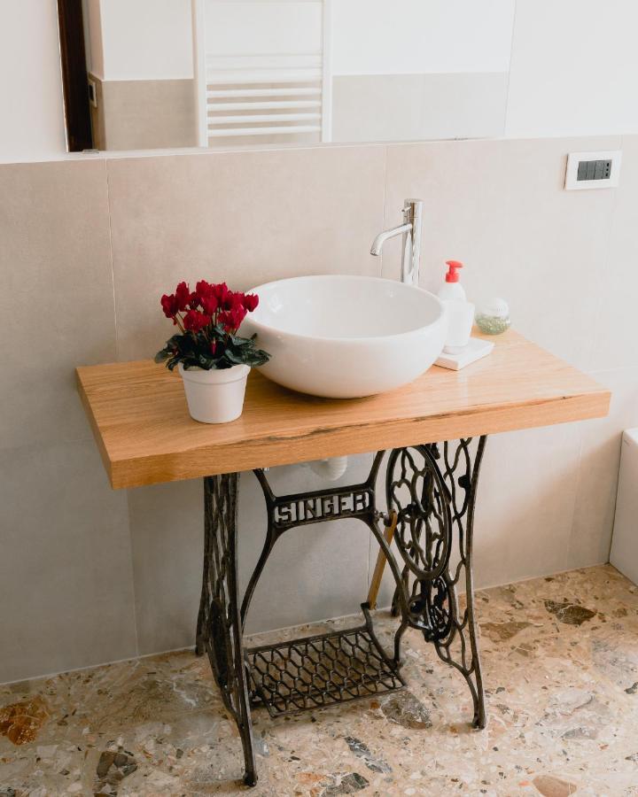 La Casa Di Adua Bed and Breakfast Porto SantʼElpidio Εξωτερικό φωτογραφία